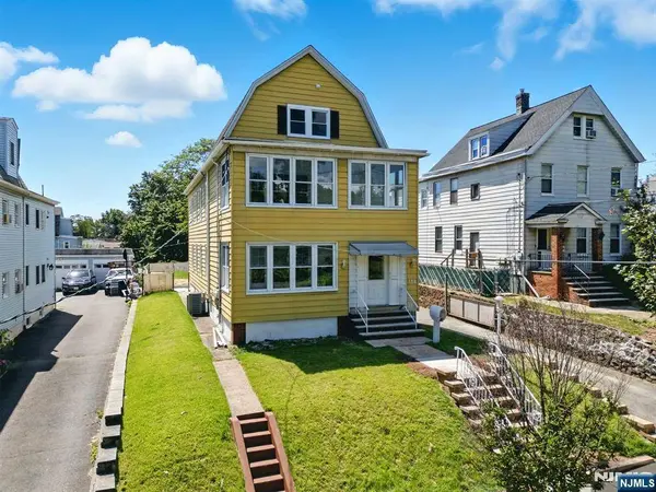 114 Mount Pleasant AVE, West Orange, NJ 07052