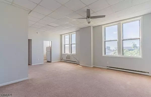 110 Cornelia St #3, Boonton Town, NJ 07005