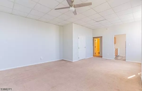 110 Cornelia St #3, Boonton Town, NJ 07005