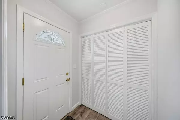 11 Calais Rd #5, Randolph Twp., NJ 07869