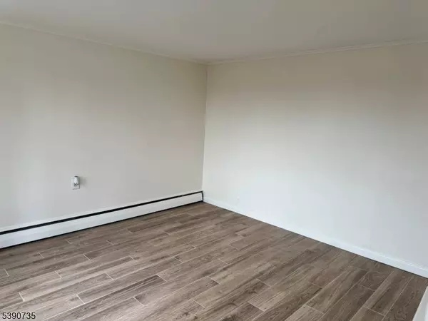 223 William St #2, Boonton Town, NJ 07005