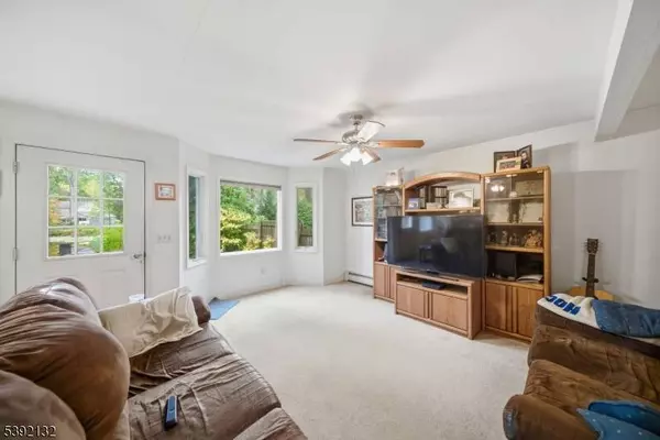 51 Indian Spring Trl, Denville Twp., NJ 07834