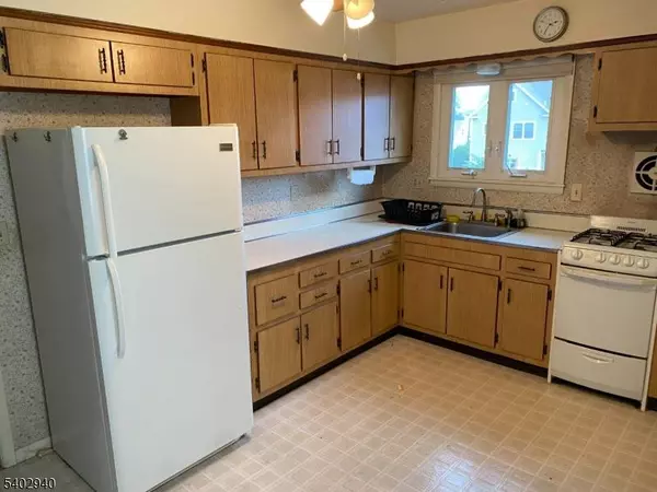 172 Kanouse St #2, Boonton Town, NJ 07005