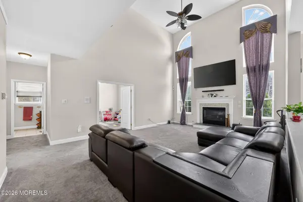 153 Sandra Way, Franklin, NJ 08823