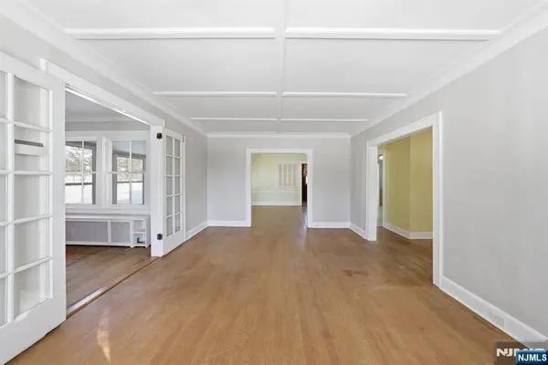 249 Parish DR, Wayne, NJ 07470