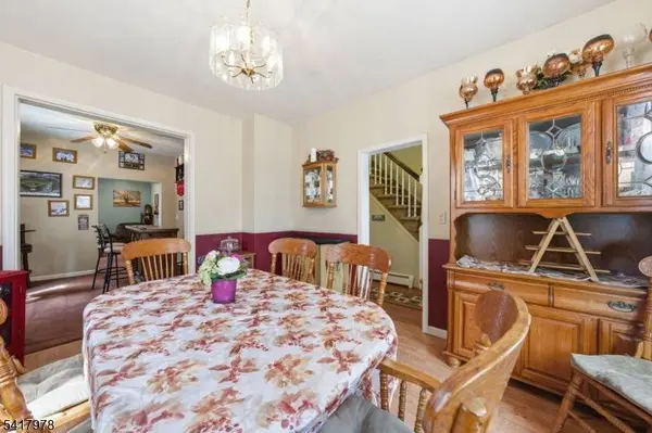 9 Vreeland Ave, East Rutherford Boro, NJ 07073