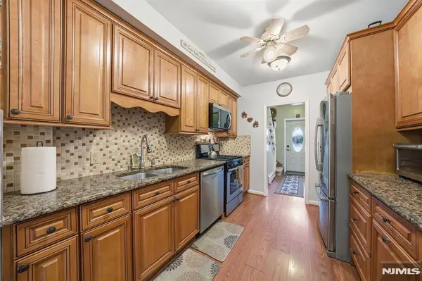 9 Vreeland AVE, East Rutherford, NJ 07073