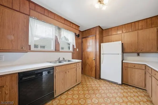 149 Roessler St, Boonton Town, NJ 07005