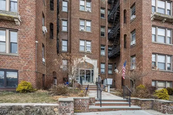 204 Church St #3B, Boonton Town, NJ 07005