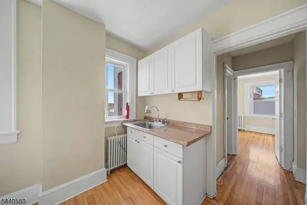 409 Main St #3F, Boonton Town, NJ 07005