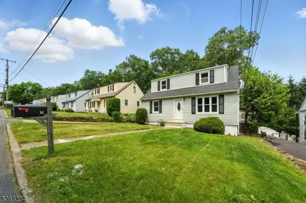 14 Stephen Pl, Rockaway Boro, NJ 07866