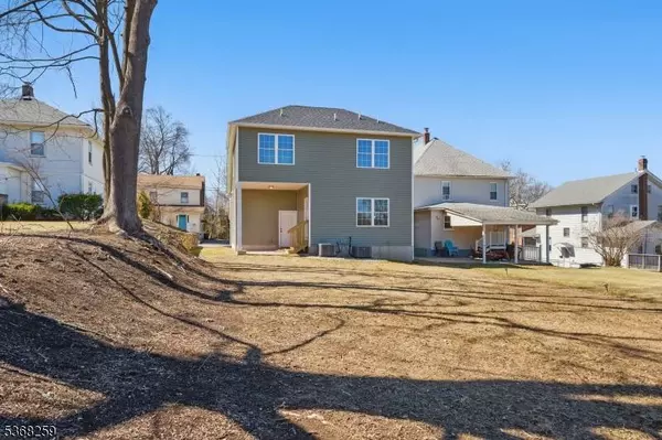 17 Church St, Netcong Boro, NJ 07857