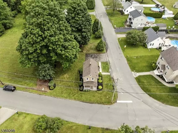 20 S Dell Ave, Roxbury Twp., NJ 07847