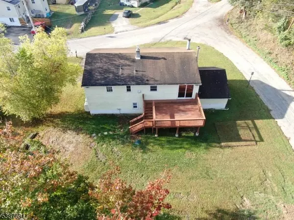 4 Valley Dr, Vernon Twp., NJ 07418