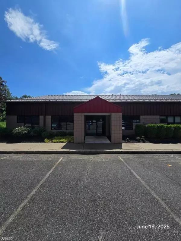 12 Orben Dr, Roxbury Twp., NJ 07850