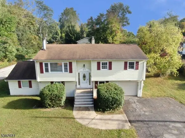 4 Valley Dr, Vernon Twp., NJ 07418