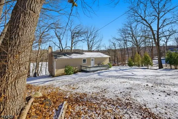 6 Tomahawk Trl, Jefferson Twp., NJ 07849