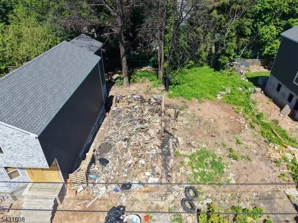 73 Montgomery Ave, Irvington Twp., NJ 07111
