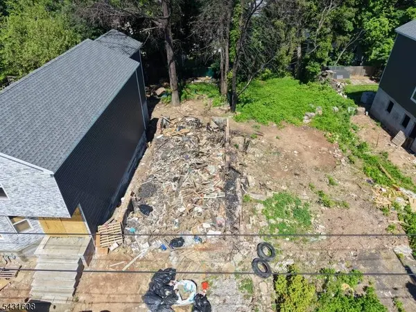 73 Montgomery Ave, Irvington Twp., NJ 07111
