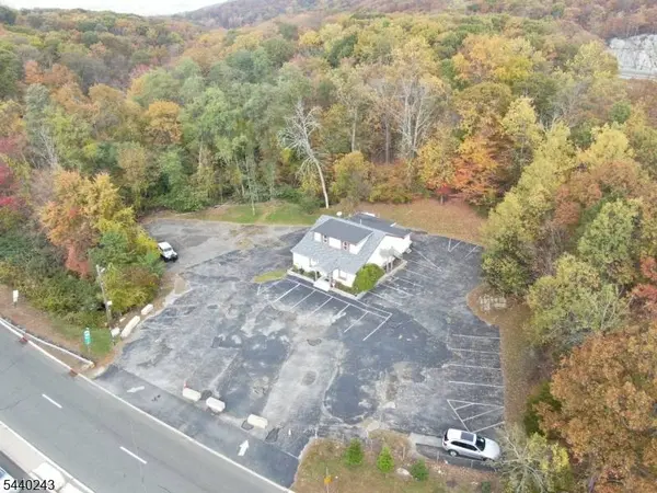 409 Woodport Rd, Sparta Twp., NJ 07871