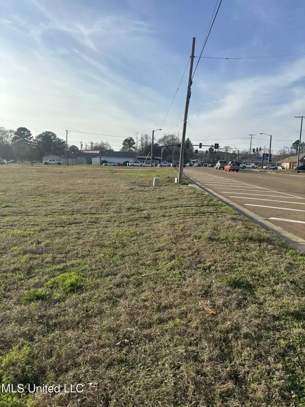 0 Clinton Parkway, Clinton, MS 39056