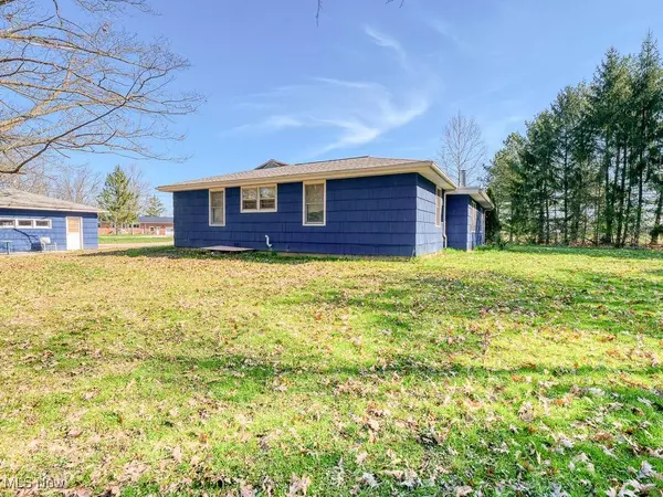 27133 Capel RD, Columbia Station, OH 44028