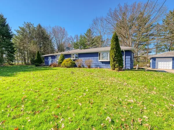 27133 Capel RD, Columbia Station, OH 44028