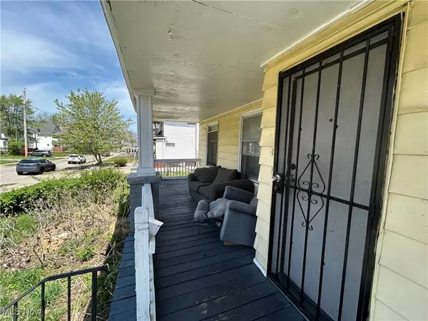 693 E 130th ST, Cleveland, OH 44108