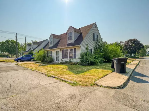 1151 Atwood DR #29-8, Cleveland, OH 44108