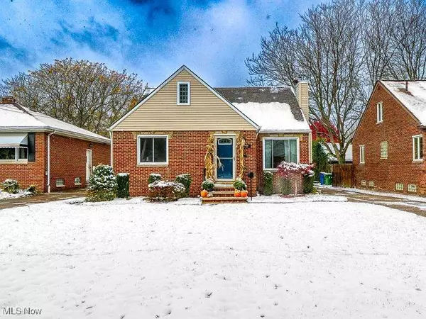 6794 York RD, Parma Heights, OH 44130