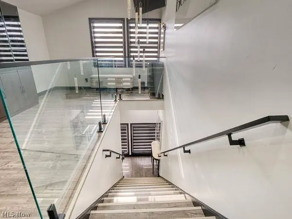 10850 Pearl RD #E-4, Strongsville, OH 44136