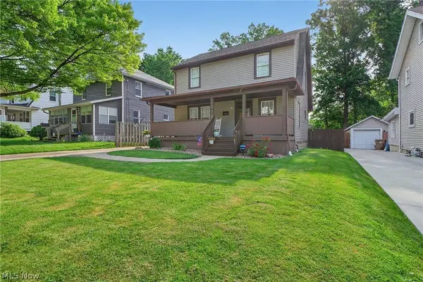 1745 14th ST, Cuyahoga Falls, OH 44223