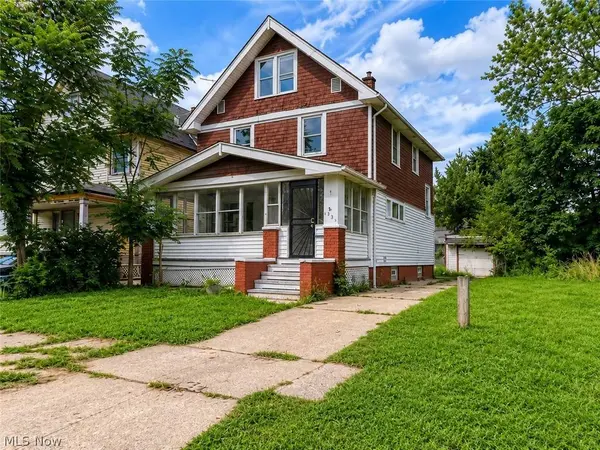 13511 Beaumont AVE
