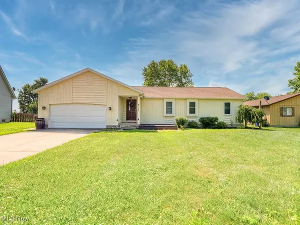 200 Parklane DR, Lagrange, OH 44050