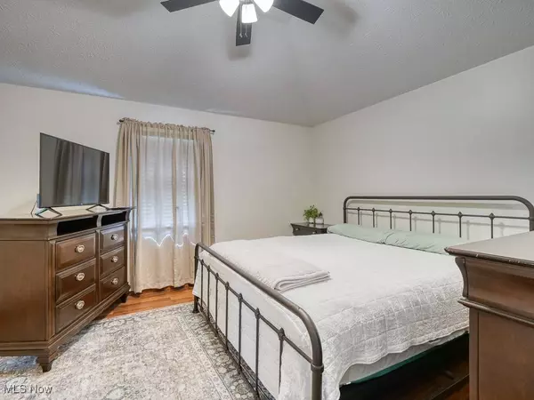 200 Parklane DR, Lagrange, OH 44050