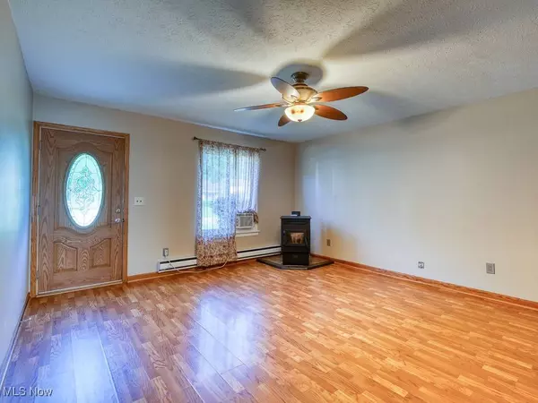 5965 Rosebelle AVE, North Ridgeville, OH 44039