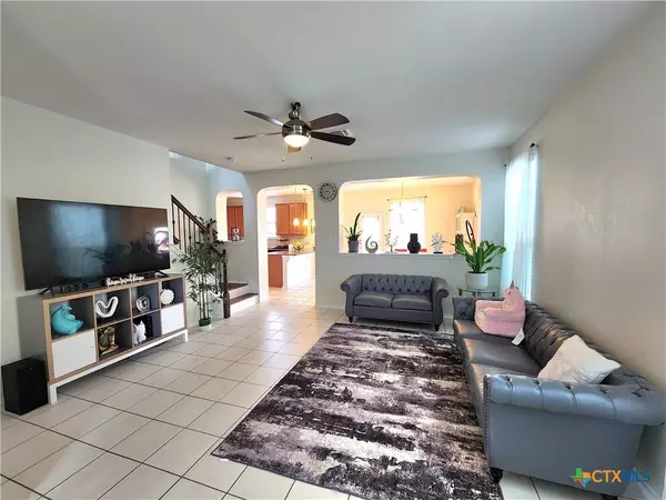 320 Tordesillas DR, Georgetown, TX 78626