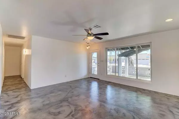 8338 E GRANADA Road, Scottsdale, AZ 85257