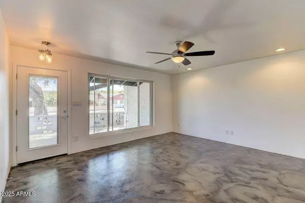 8338 E GRANADA Road, Scottsdale, AZ 85257