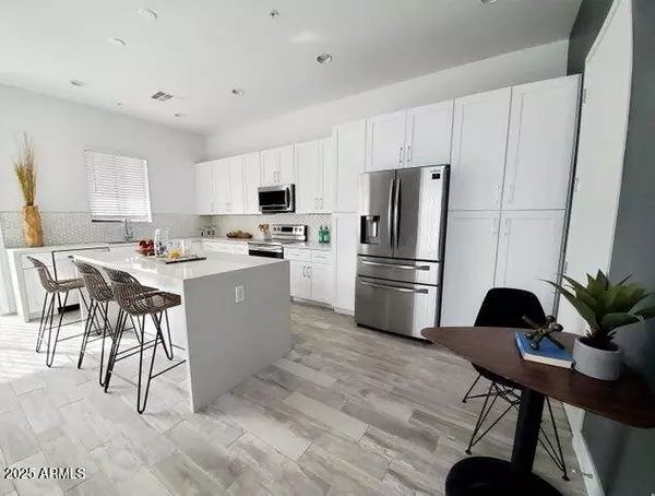 3900 N 30TH Street #2, Phoenix, AZ 85016