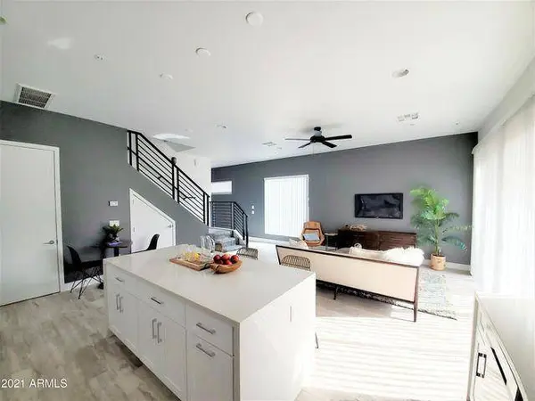 3900 N 30th Street #Ste 2, Phoenix, AZ 85016