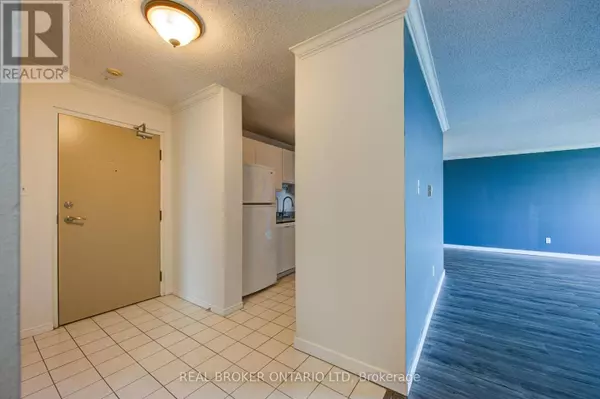 45 Pond Mills RD #803, London South (south J), ON N5Z4W5