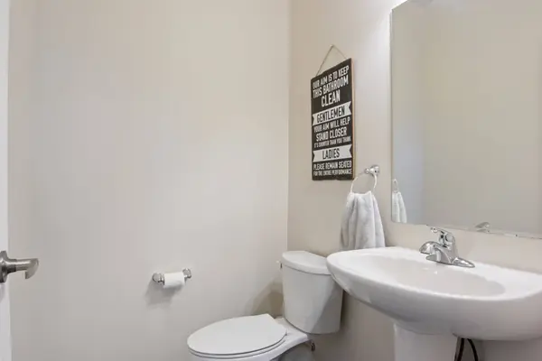 100 Baycliffe CRES, Brampton, ON L7A 3Z4