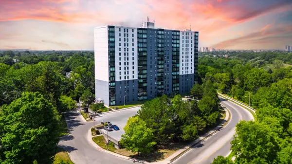 45 Pond Mills RD #803, London South, ON N5Z 4W5