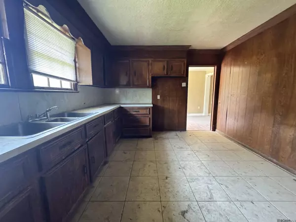 1645 Chestnut St, Baton Rouge, LA 70802