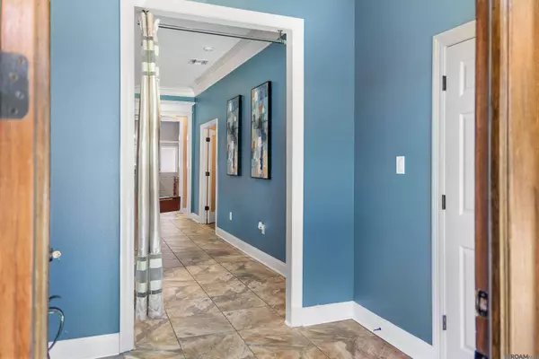 1086 Myrtle St, Baker, LA 70714