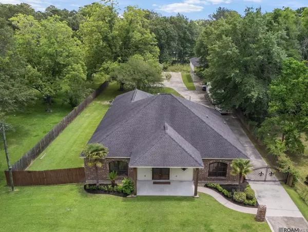 1086 Myrtle St, Baker, LA 70714