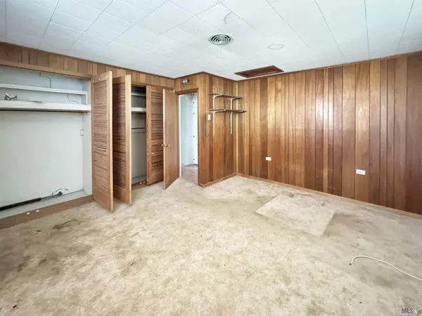 457 Nelson Dr, Baton Rouge, LA 70808