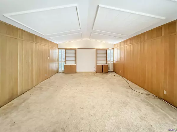 457 Nelson Dr, Baton Rouge, LA 70808