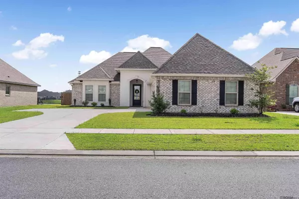 6336 Soaring Dr, Gonzales, LA 70737